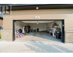 244 MOONSTONE CRESCENT - 47