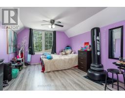 77825 LONDON ROAD - 26