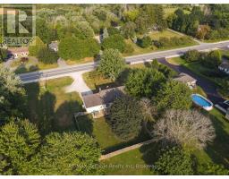 77825 LONDON ROAD - 42