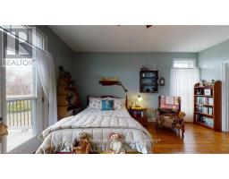 22 THIMBLEWEED DRIVE - 15