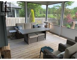 22 THIMBLEWEED DRIVE - 22