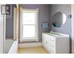 484 QUEEN STREET - 35