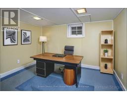 137 BRITANNIA STREET E - 24