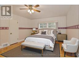 137 BRITANNIA STREET E - 25