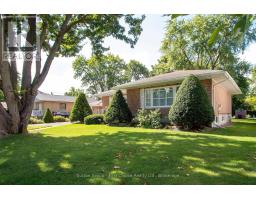 137 BRITANNIA STREET E - 4