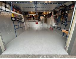 239 CLARKE STREET N - 38