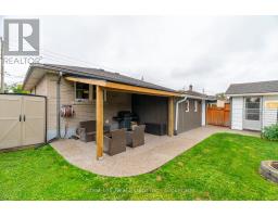 239 CLARKE STREET N - 41