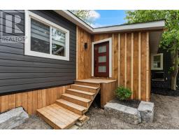 1283 SWAN STREET - 41