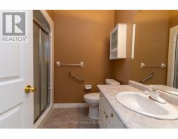 55 - 44 EDGEVALLEY ROAD - 20