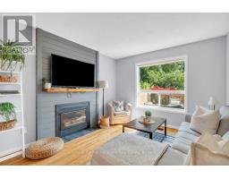 71 WAXWING CRESCENT - 14