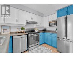 71 WAXWING CRESCENT - 15