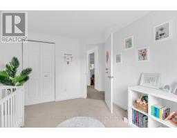 71 WAXWING CRESCENT - 19