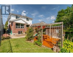 71 WAXWING CRESCENT - 32