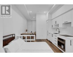 208 - 5 WELLINGTON STREET S - 11