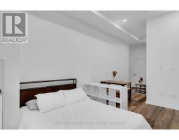 208 - 5 WELLINGTON STREET S - 12