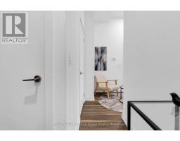 208 - 5 WELLINGTON STREET S - 25