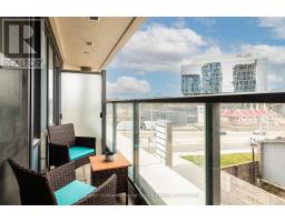 208 - 5 WELLINGTON STREET S - 26