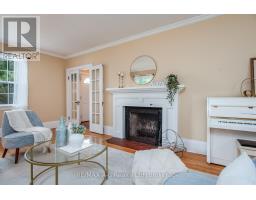 109 AVON STREET - 11