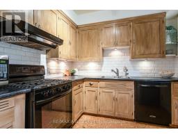109 AVON STREET - 18