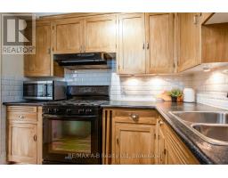 109 AVON STREET - 20