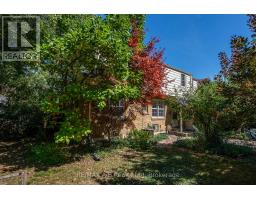 109 AVON STREET - 42