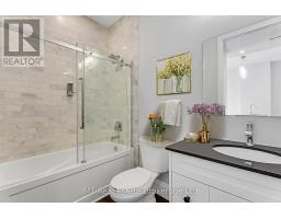 3001 - 60 CHARLES STREET W - 14