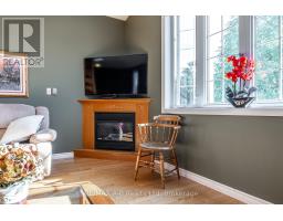 384 DOUGLAS STREET - 15