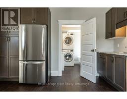 112 HURON STREET - 13