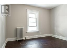 112 HURON STREET - 17