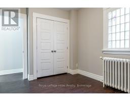 112 HURON STREET - 19