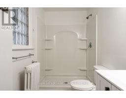 112 HURON STREET - 24