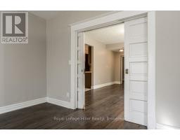 112 HURON STREET - 35