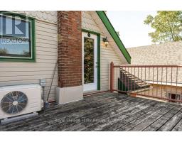 112 HURON STREET - 39