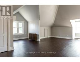 112 HURON STREET - 44