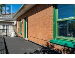 112 HURON STREET - 9