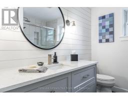 61 BAKER STREET - 29