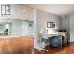 61 BAKER STREET - 32