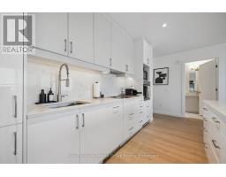 1105 - 181 KING STREET S - 19