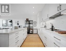 1105 - 181 KING STREET S - 22