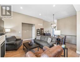 86 FORBES CRESCENT - 16