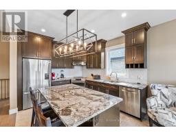 86 FORBES CRESCENT - 19