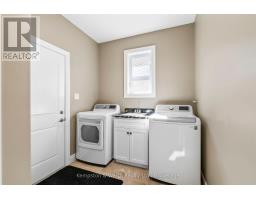 86 FORBES CRESCENT - 23