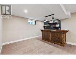 86 FORBES CRESCENT - 29