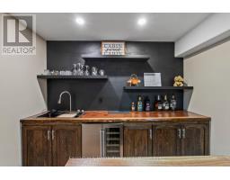 86 FORBES CRESCENT - 30