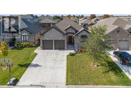 86 FORBES CRESCENT - 44