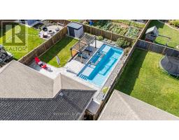 86 FORBES CRESCENT - 46