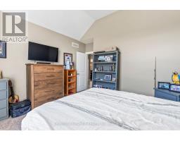 86 FORBES CRESCENT - 9