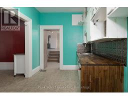 71 WELLINGTON STREET S - 11