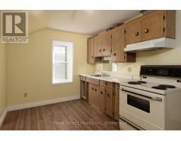 71 WELLINGTON STREET S - 22