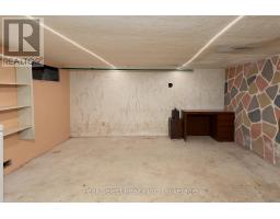 71 WELLINGTON STREET S - 24